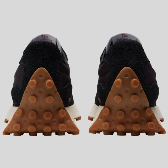 New Balance 327 Black White Gum Sole Womens - Picture 4 of 5